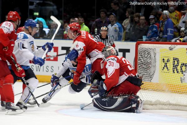 Hockey Mondial 10 : Ca passe au rouge — Reportage