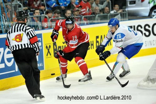 Photo hockey reportage Hockey Mondial 10 : Le Canada facile