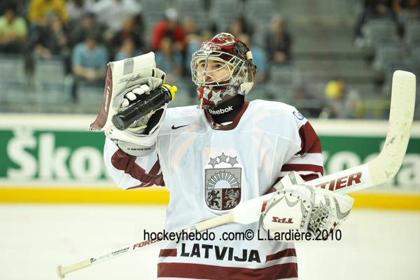 Hockey Mondial 10 : La Suisse se fait peur — Reportage