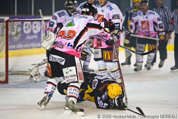 Strasbourg  4 - 3 Amiens 