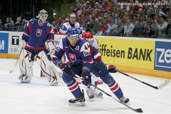 Hockey Mondial 10 : Davaï, Davaï — Reportage