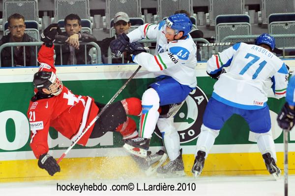 Hockey mondial 10: La Suisse qualifiée — Reportage