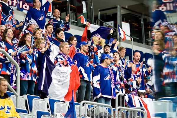 Hockey mondial 10: Les Bleus impressionnent — Reportage
