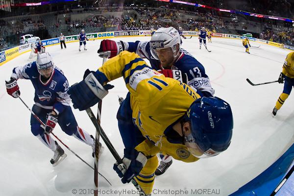 Hockey mondial 10: Les Bleus impressionnent — Reportage