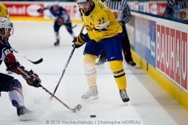 Hockey mondial 10: Les Bleus impressionnent — Reportage