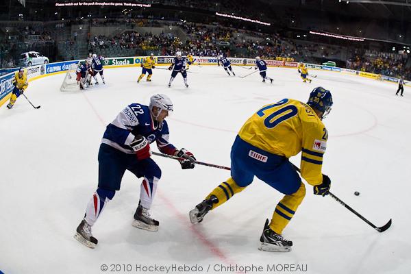 Hockey mondial 10: Les Bleus impressionnent — Reportage