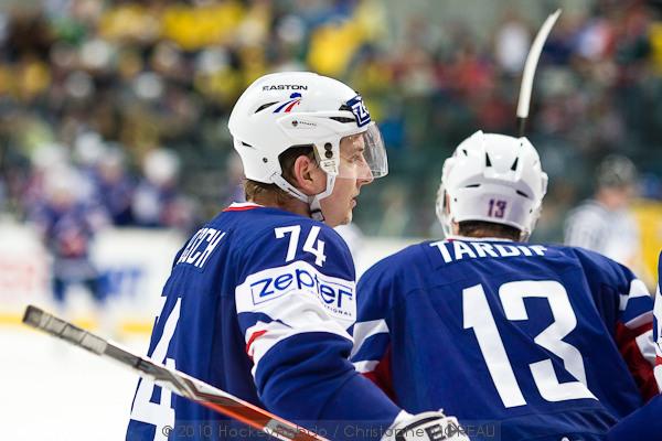 Hockey mondial 10: Les Bleus impressionnent — Reportage