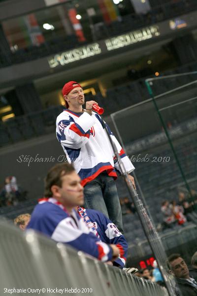 Hockey Mondial 10 : Bleu Blanc Rouge en force — Reportage