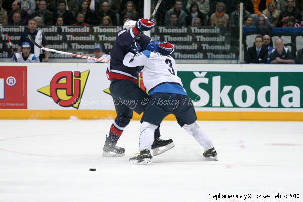 Hockey Mondial 10 : Hell for USA — Reportage