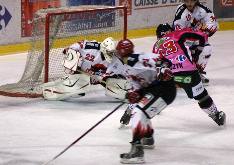 Amiens  8 - 4 Neuilly/Marne