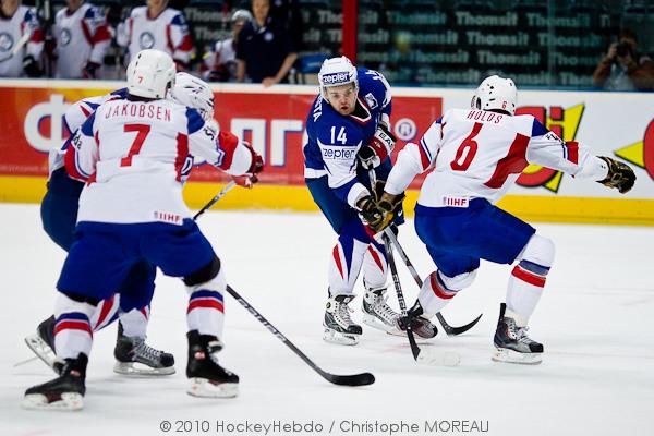 Hockey mondial 10: La France battue — Reportage