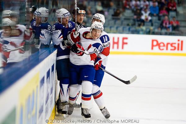 Hockey mondial 10: La France battue — Reportage