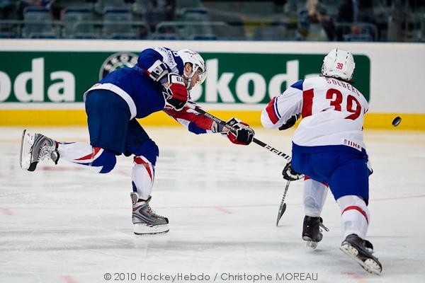 Hockey mondial 10: La France battue — Reportage