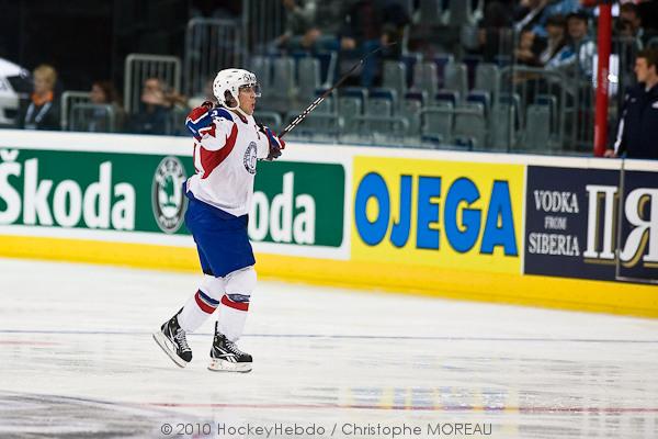 Hockey mondial 10: La France battue — Reportage