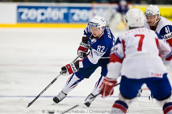 Hockey mondial 10: La France battue — Reportage