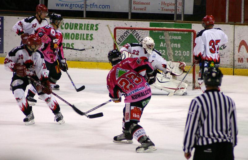 Amiens  8 - 4 Neuilly/Marne