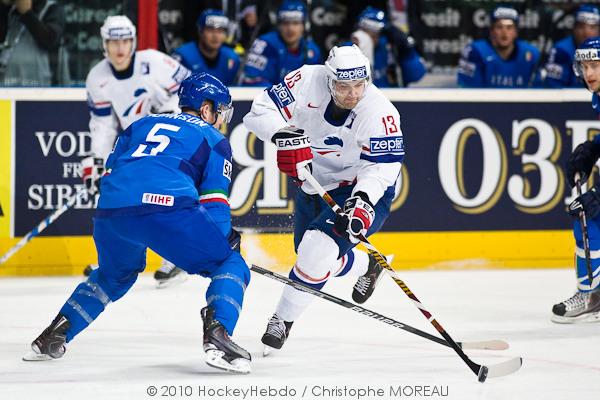 Hockey Mondial 10: La France bat l'Italie — Reportage
