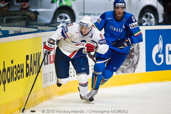 Hockey Mondial 10: La France bat l'Italie — Reportage