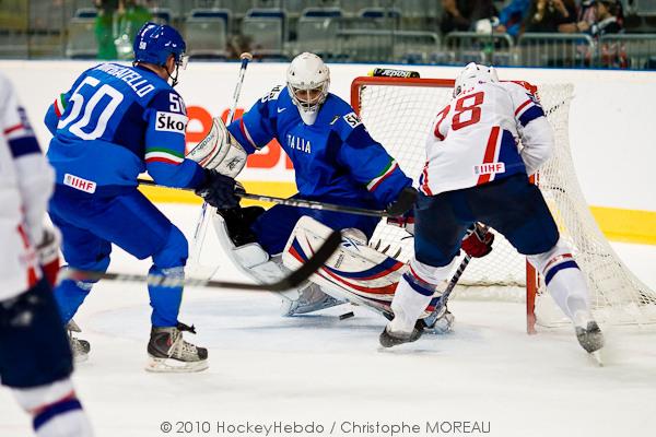 Hockey Mondial 10: La France bat l'Italie — Reportage