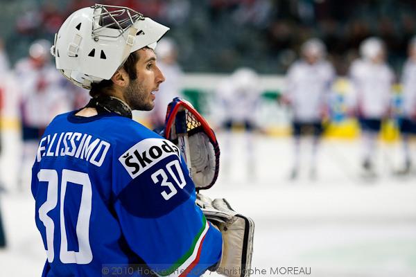 Hockey Mondial 10: La France bat l'Italie — Reportage