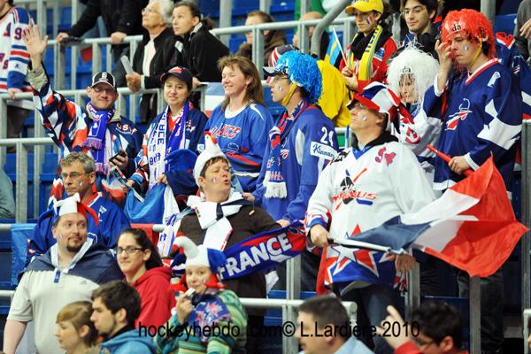 Hockey Mondial 10: La France bat l'Italie — Reportage