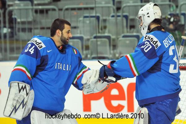 Hockey Mondial 10: La France bat l'Italie — Reportage