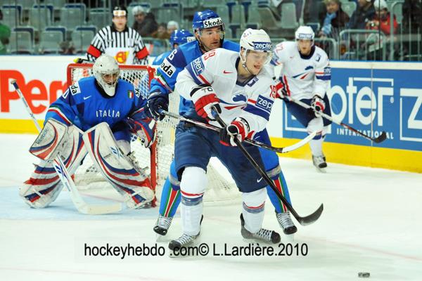 Hockey Mondial 10: La France bat l'Italie — Reportage
