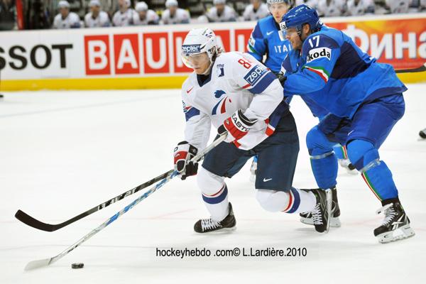 Hockey Mondial 10: La France bat l'Italie — Reportage