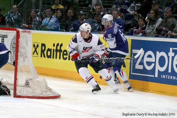 Hockey Mondial 10 : Pas si mal la France — Reportage