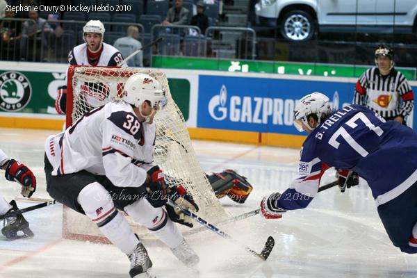 Hockey Mondial 10 : Pas si mal la France — Reportage