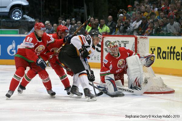 Hockey Mondial 10 : L'Allemagne trébuche — Reportage