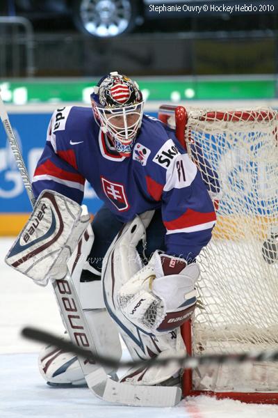 Hockey Mondial 10 : La Finlande d'attaque — Reportage