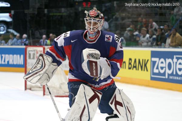 Hockey Mondial 10 : La Finlande d'attaque — Reportage