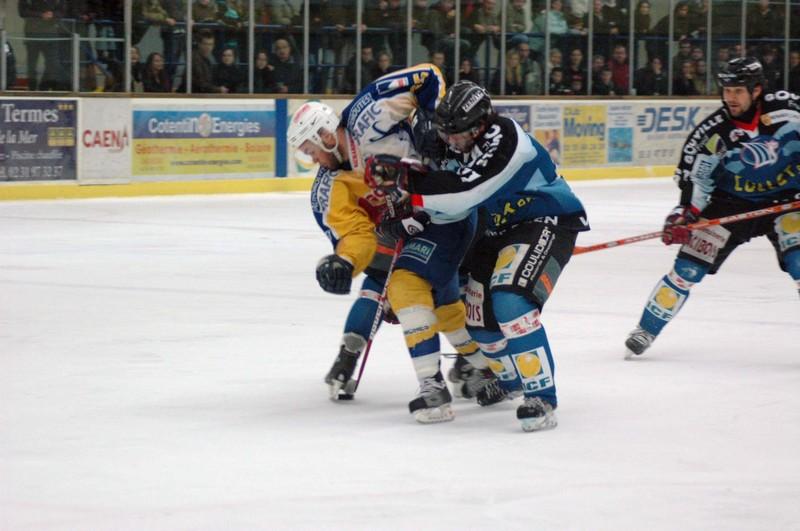 Caen  5 - 3 Chamonix 