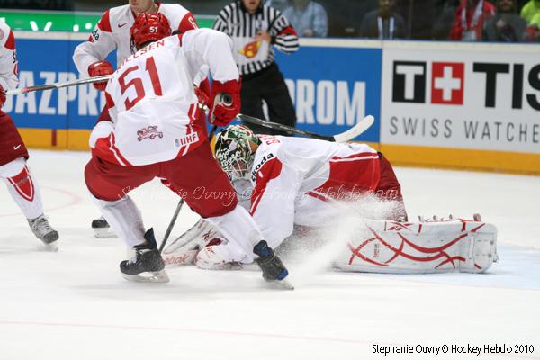 Hockey Mondial 10 : La Finlande d'attaque — Reportage