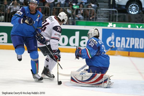 Hockey Mondial 10 : Destins divers — Reportage