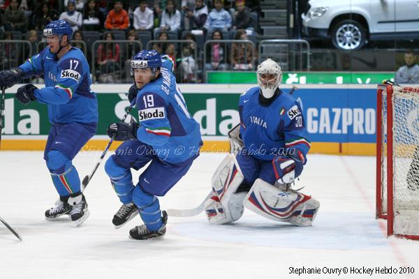 Hockey Mondial 10 : Destins divers — Reportage