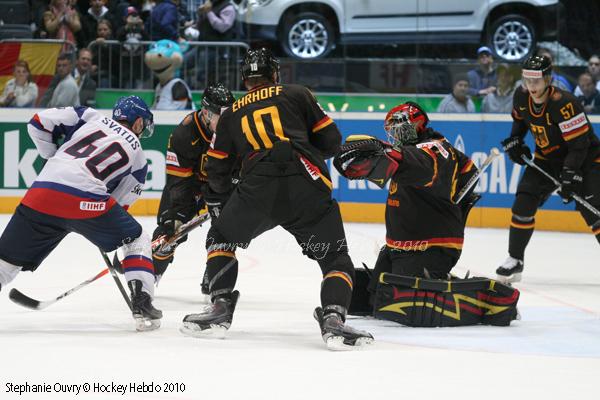 Hockey Mondial 10 : Destins divers — Reportage