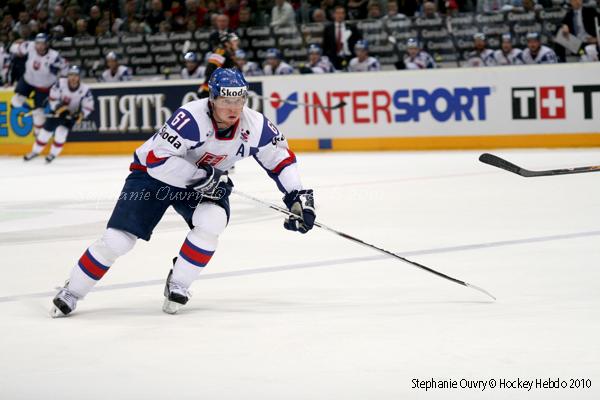Hockey Mondial 10 : Destins divers — Reportage