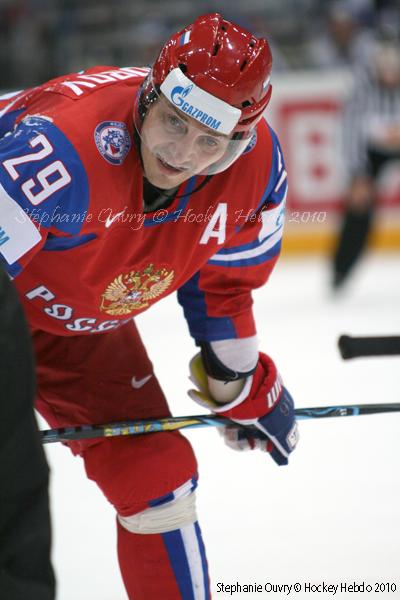 Hockey Mondial 10 : Destins divers — Reportage