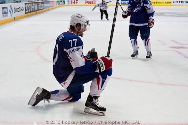 Hockey Mondial 10 : La France garde sa place — Reportage