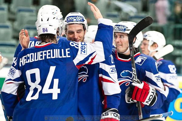 Hockey Mondial 10 : La France garde sa place — Reportage