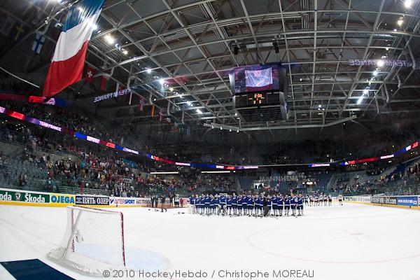 Hockey Mondial 10 : La France garde sa place — Reportage