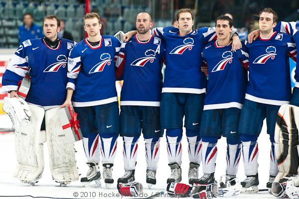 Hockey Mondial 10 : La France garde sa place — Reportage
