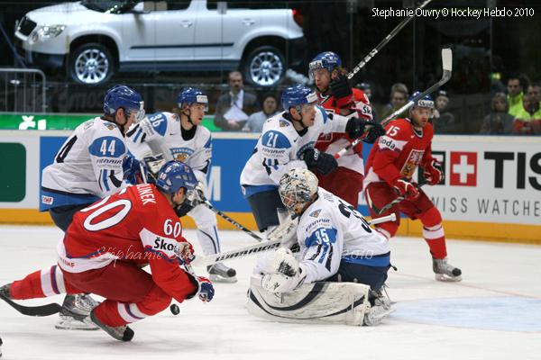 Hockey Mondial 10: Les Tchèques en demis — Reportage