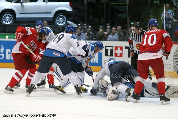Hockey Mondial 10: Les Tchèques en demis — Reportage