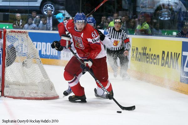 Hockey Mondial 10: Les Tchèques en demis — Reportage