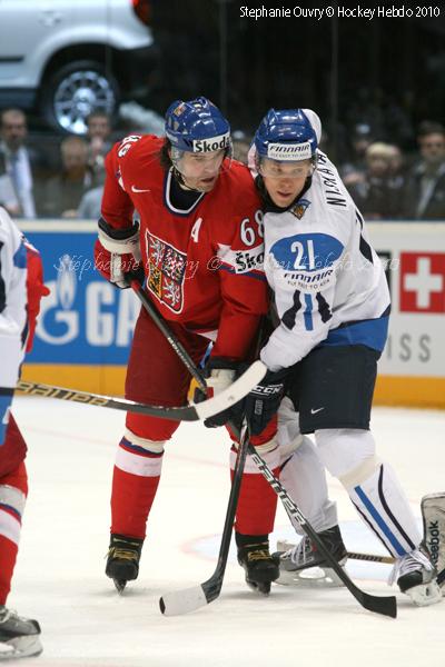 Hockey Mondial 10: Les Tchèques en demis — Reportage