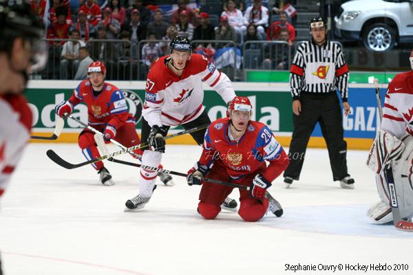 Hockey Mondial 10: La Russie facile — Reportage