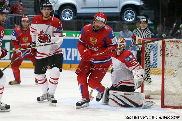 Hockey Mondial 10: La Russie facile — Reportage